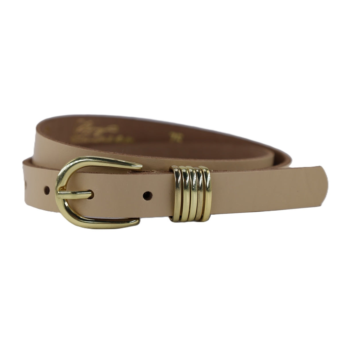Smalle ecru riem met gouden gesp en lussen. 2cm breed en gemaakt van echt leer.