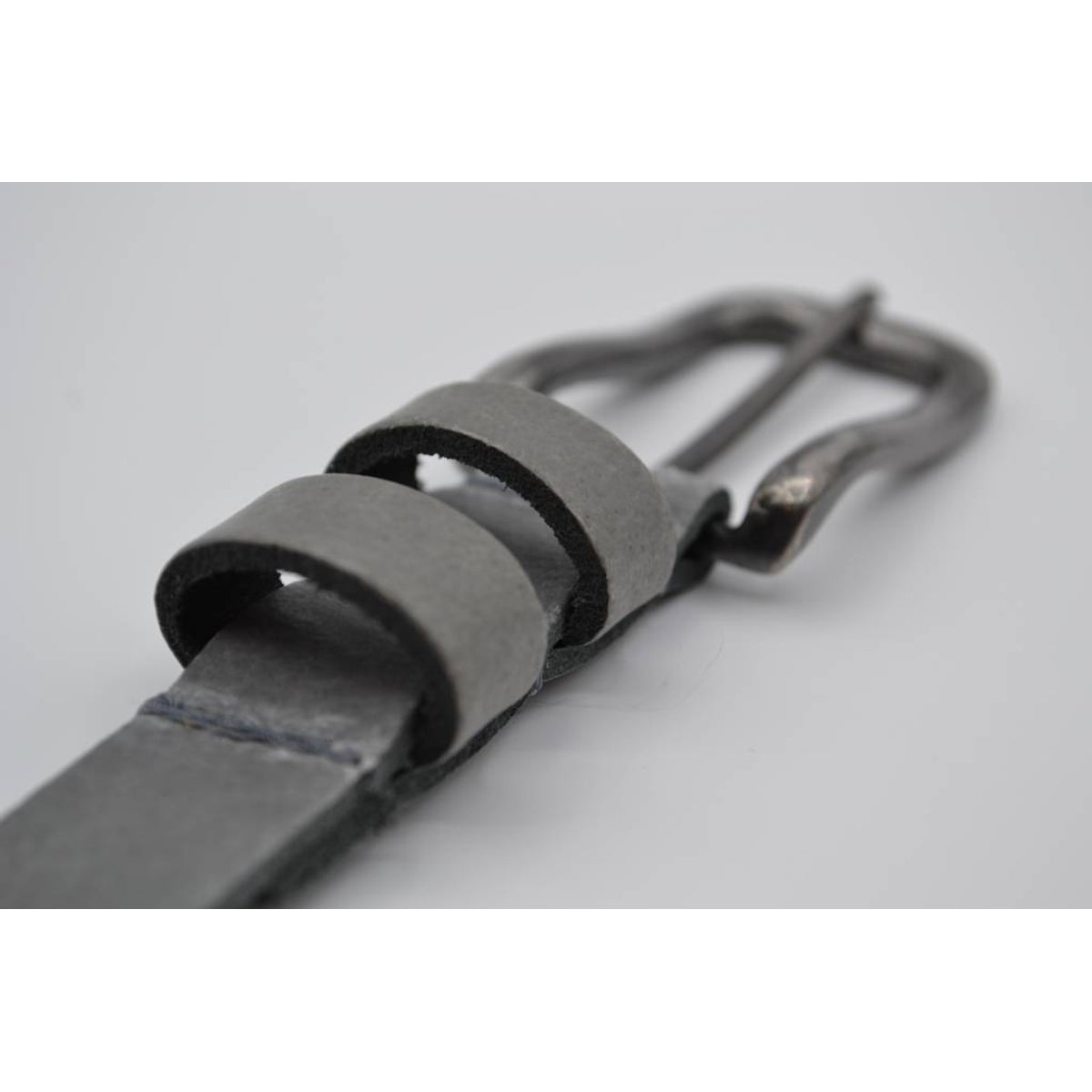 licht grijze 20mm brede riem met dubbele lus