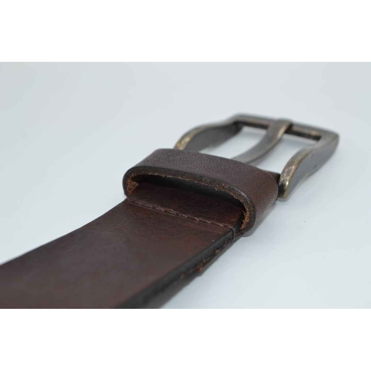Stoere bruine riem met gave details 