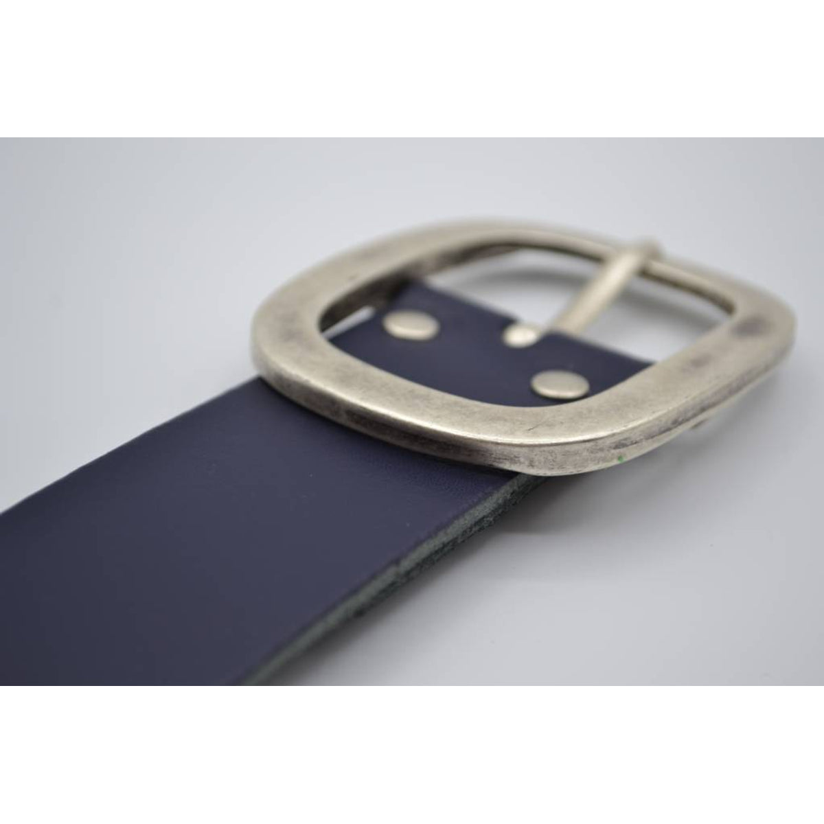 4cm donker blauwe split lederen riem.
