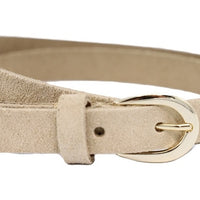Beige smalle riem van suede soepel leer.
