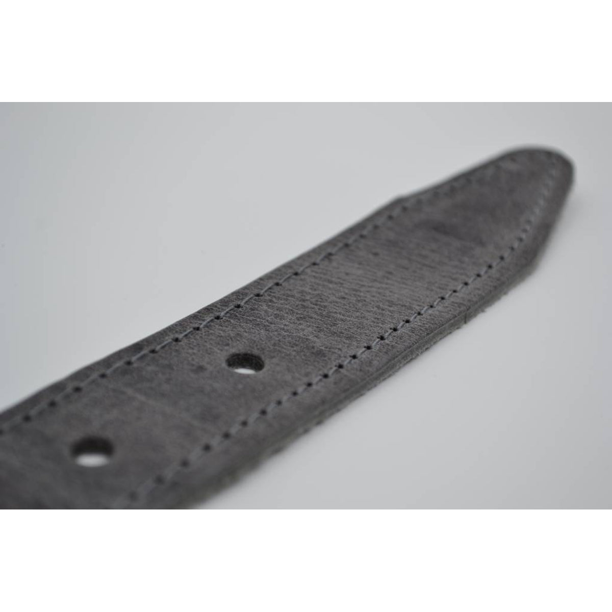35mm grijs gestikte italiaans volnerf lederen riem 