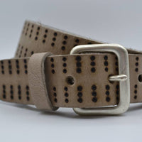 4cm triple dot gelaserde taupe volnerf lederen riem