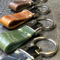 Groene luxe sleutelhanger met krokodillen print.