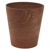 Kruidenrek met bruine oak kleurige potjes. 