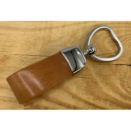 Cognac sleutelhanger met hart vormige sleutelring