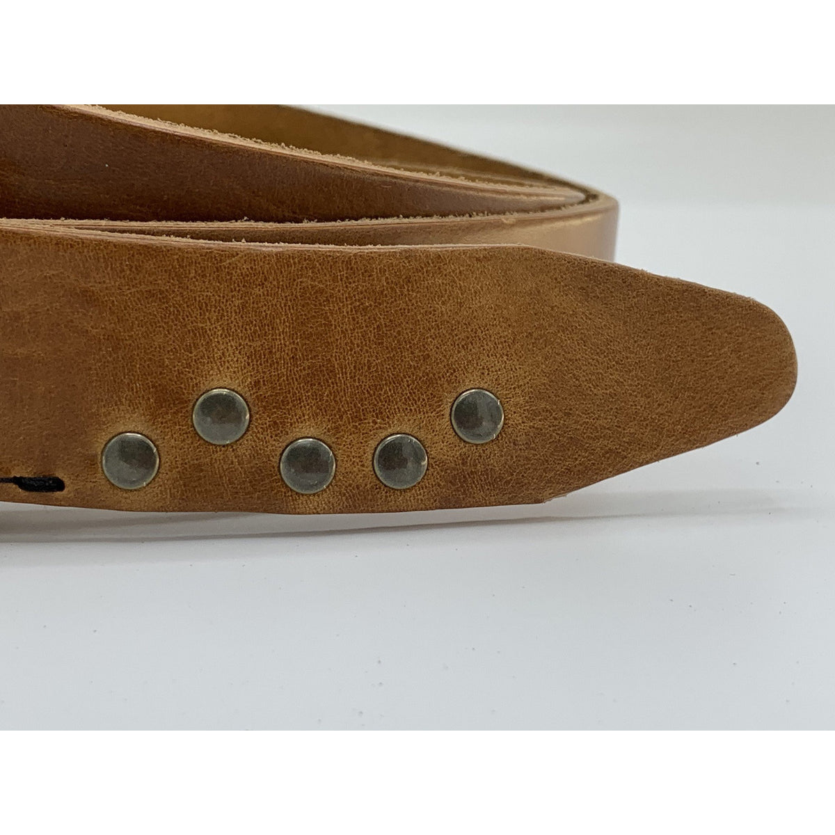 cognac riem met gave details.