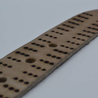 4cm triple dot gelaserde taupe volnerf lederen riem