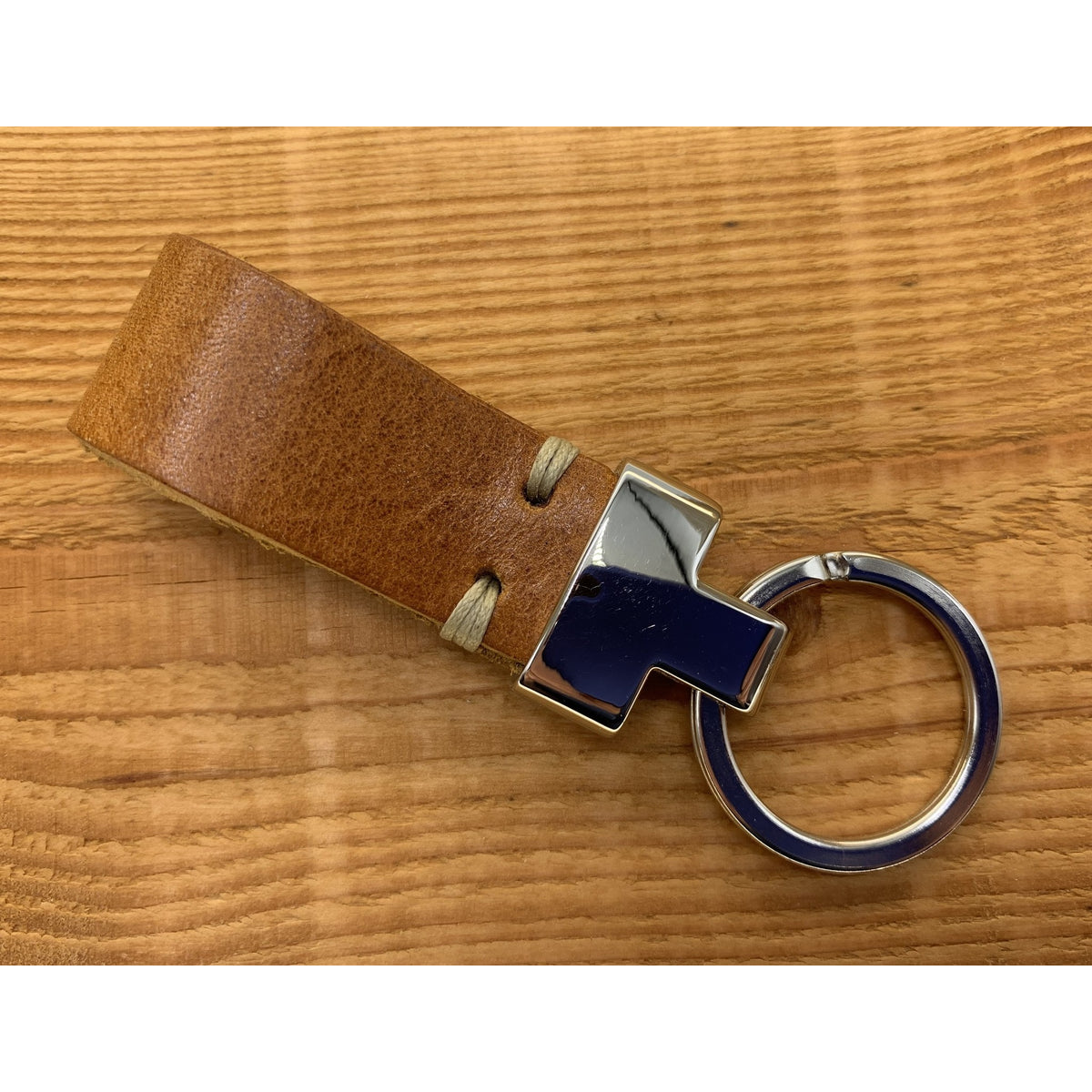 Cognac Sleutelhanger met naam of initialen