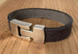 Grijze armband met wax randen voor een perfecte afwerking.