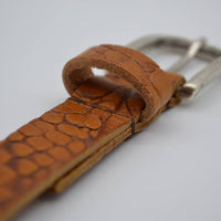 cognac 2cm brede krokodillen print damesriem
