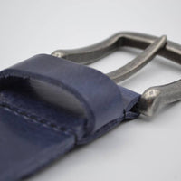 mooie strakke blauwe volnerf jeansriem