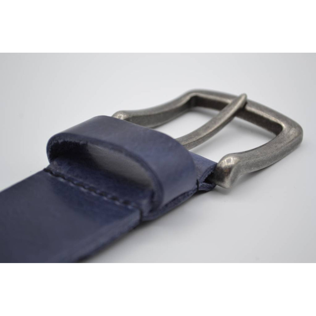 mooie strakke blauwe volnerf jeansriem