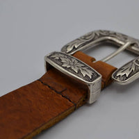 3cm Cognac western stud riem met oud zilveren gesp