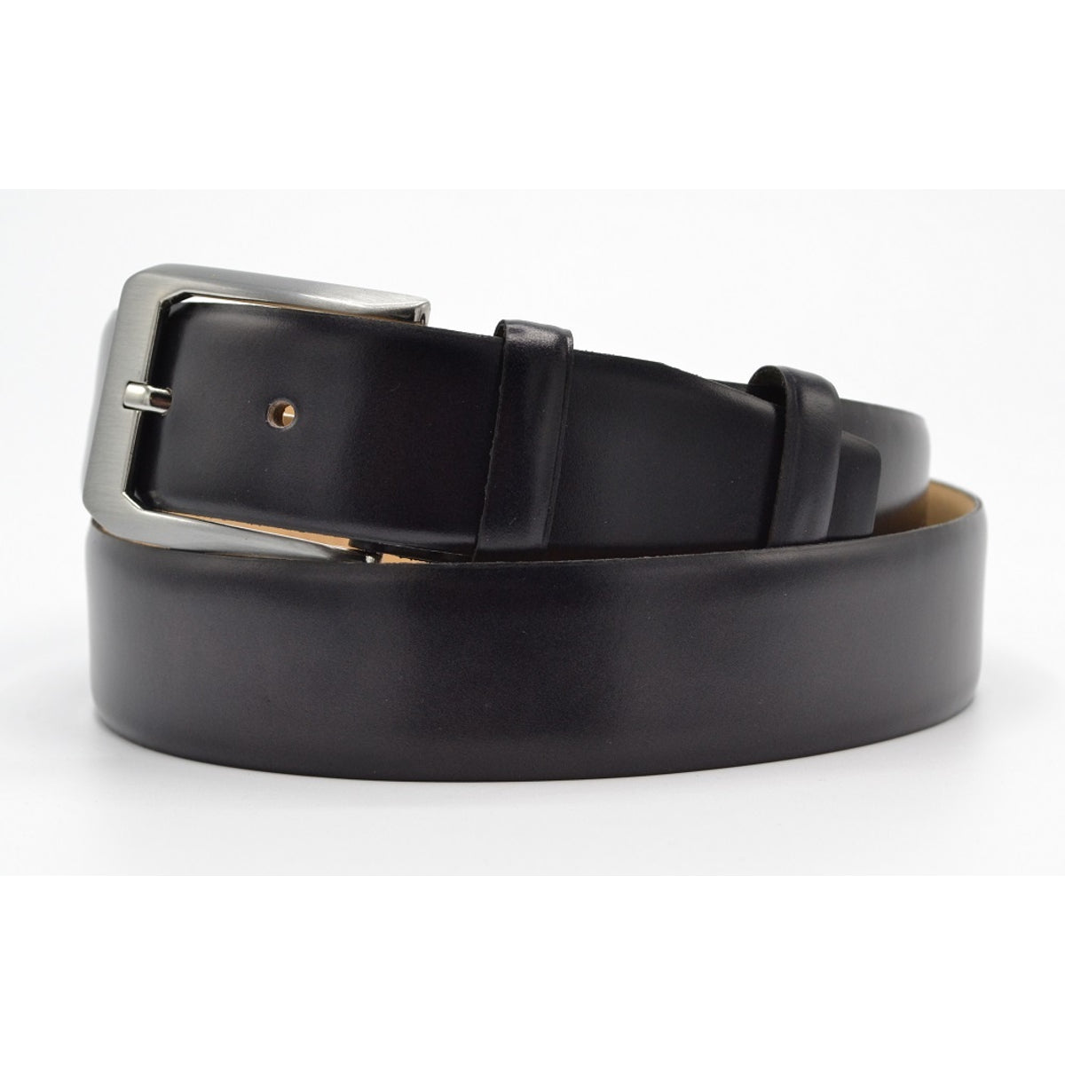 Zwarte gladde nette riem. 