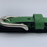 smalle groene damesriem met slangen print