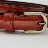 Nette rode 2cm brede damesriem.