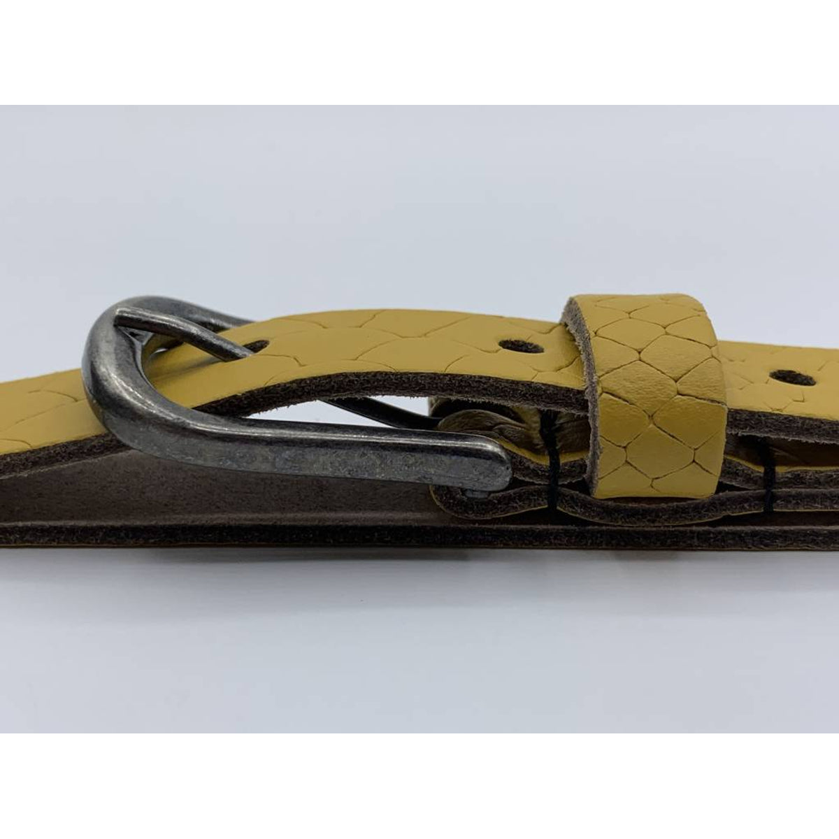 2cm brede damesriem met oker gele slangenprint