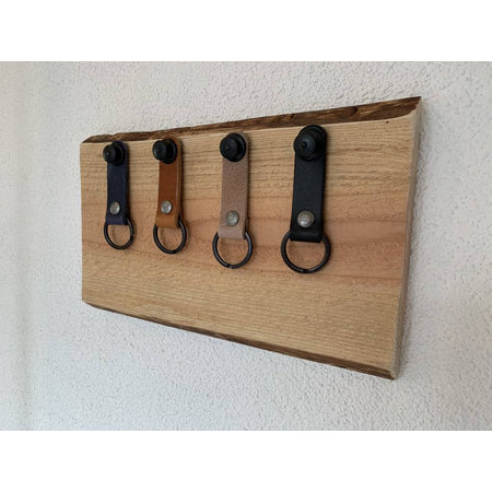 Sleutelplankje inclusief 4 echt lederen sleutelhangers