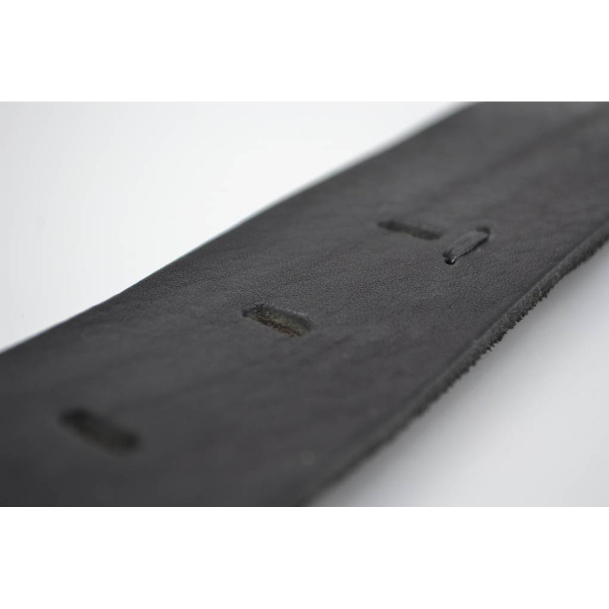 Stoere zwarte riem met gave details 