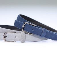Blauwe suede 2cm smalle riem.