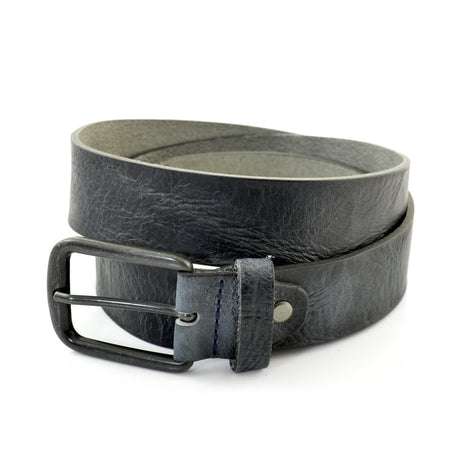 Blauw grijze 3,5 cm brede riem met hoogwaardig gekreukt leer. 
