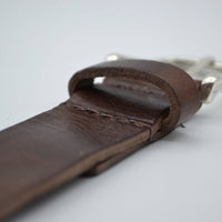 Bruine riem met studs en laserprint 