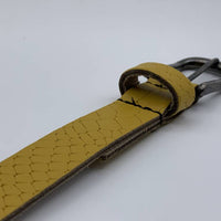 2cm brede damesriem met oker gele slangenprint