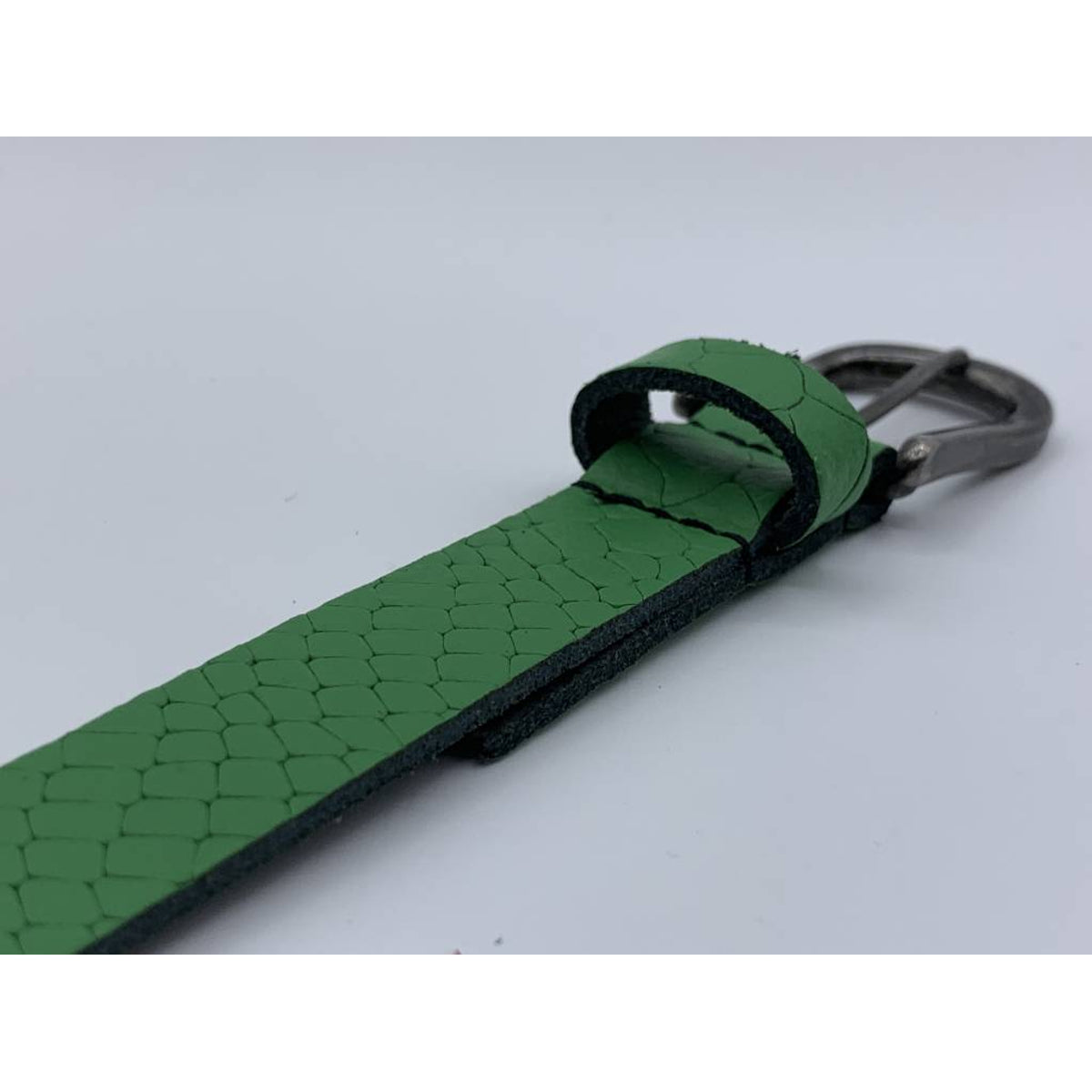 2cm brede damesriem met groene slangenprint 