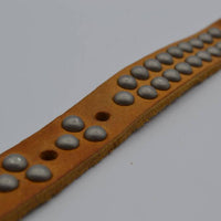 cognac 20mm brede riem met bolstuds