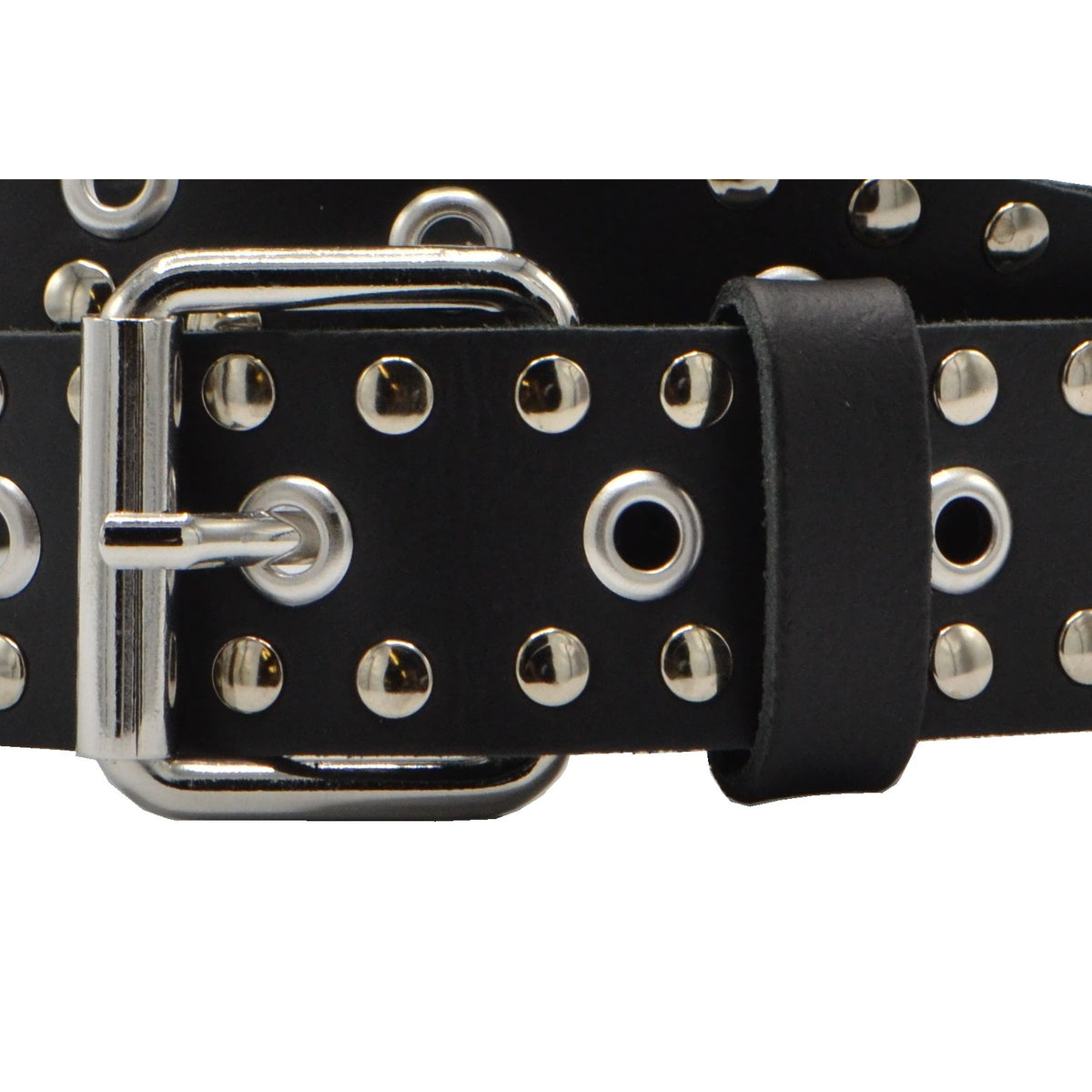 Zwarte soepele riem met zilveren ringen en studs .