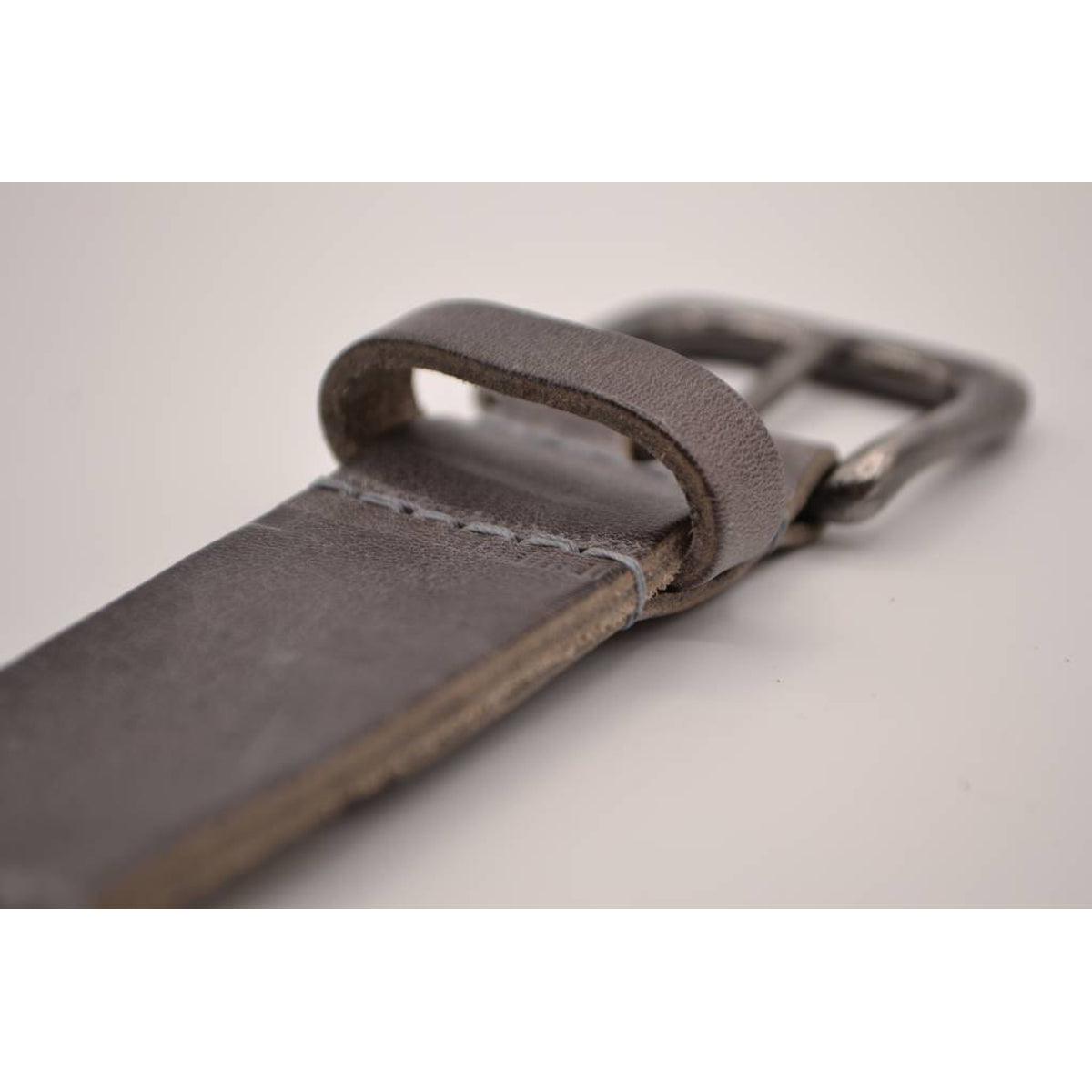 Grijze 3cm brede unieke riem 