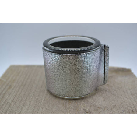 Kaarsenhouder voor theelicht. Glas en grof zilver leer