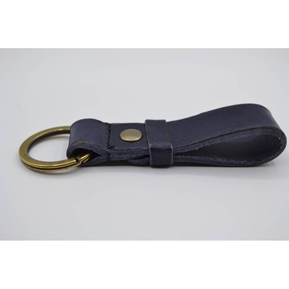 Blauwe vintage sleutelhanger met naam of logo