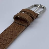 Trendy cognac damesriem met slangenprint.