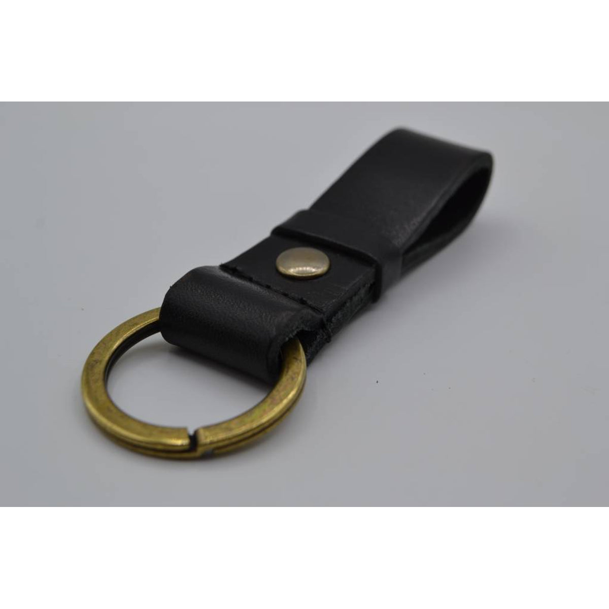 zwarte vintage sleutelhanger met naam of logo