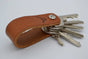 Leren sleutelhanger met logo