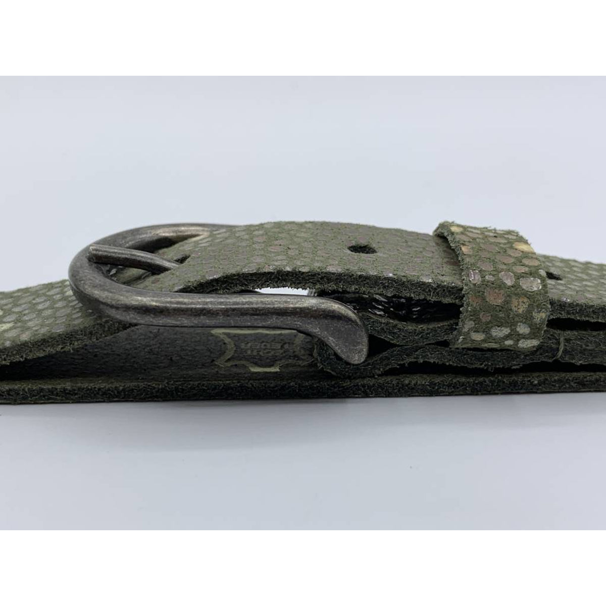 Damesriem van 2cm breed en speelse groene roggeprint 