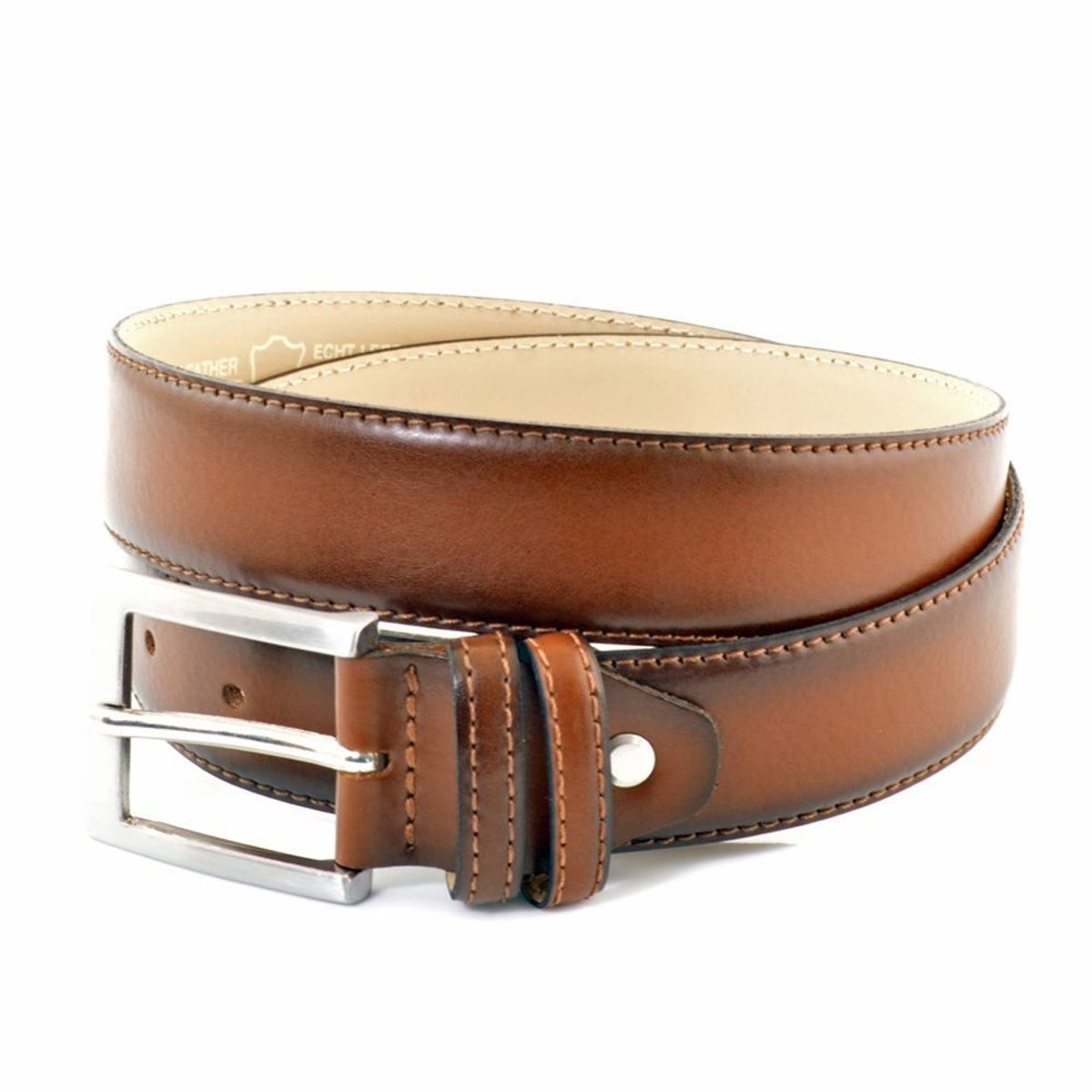 moderne cognac heren riem met donkere zijkantjes.