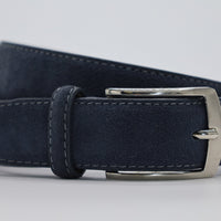 Blauwe suede 35mm brede riem. 