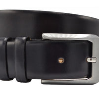 Zwarte gladde nette riem. 