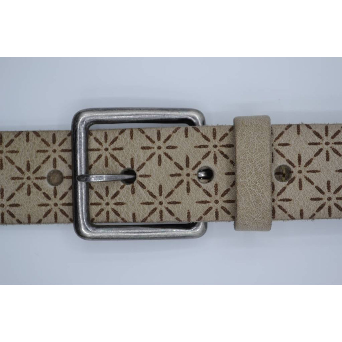 Ster gelaserde taupe echt lederen riem
