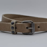 taupe 20mm brede riem met studs op de lus 