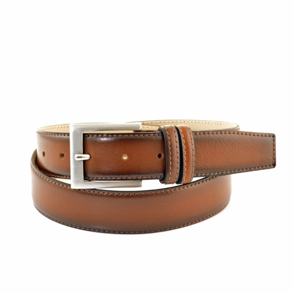 moderne cognac heren riem met donkere zijkantjes.
