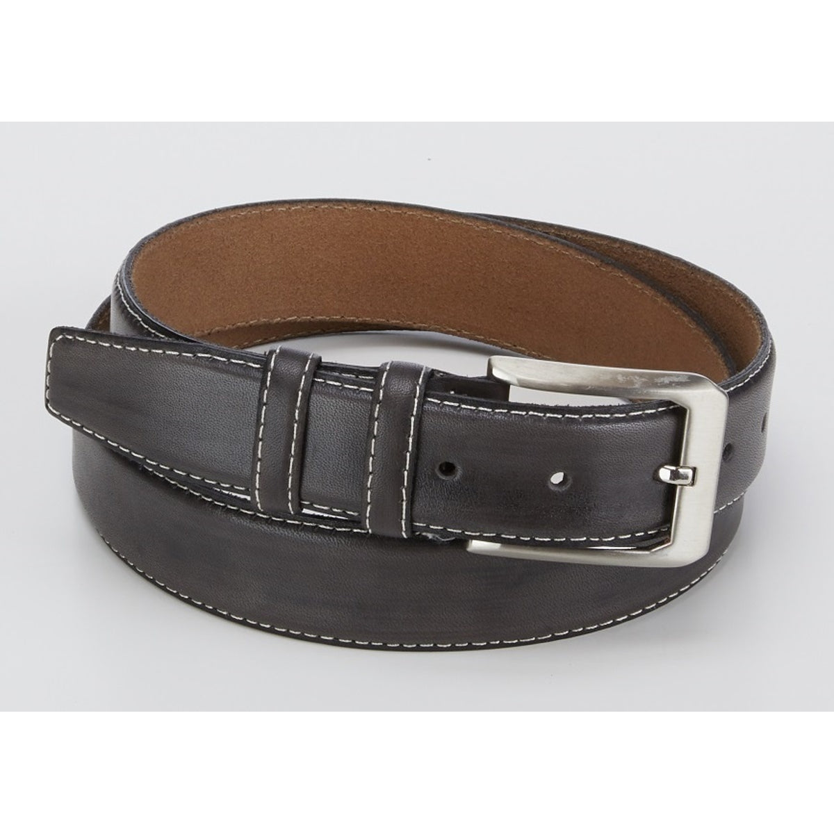 Nette grijze riem met contrast stiksel.