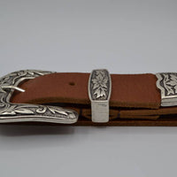 3cm Cognac western stud riem met oud zilveren gesp