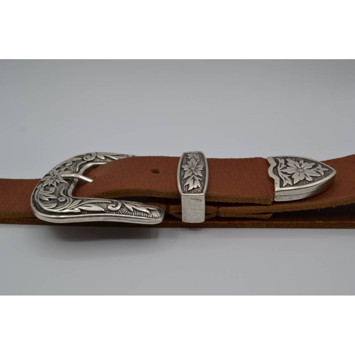 3cm Cognac western stud riem met oud zilveren gesp