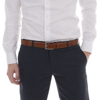 moderne cognac heren riem met donkere zijkantjes.