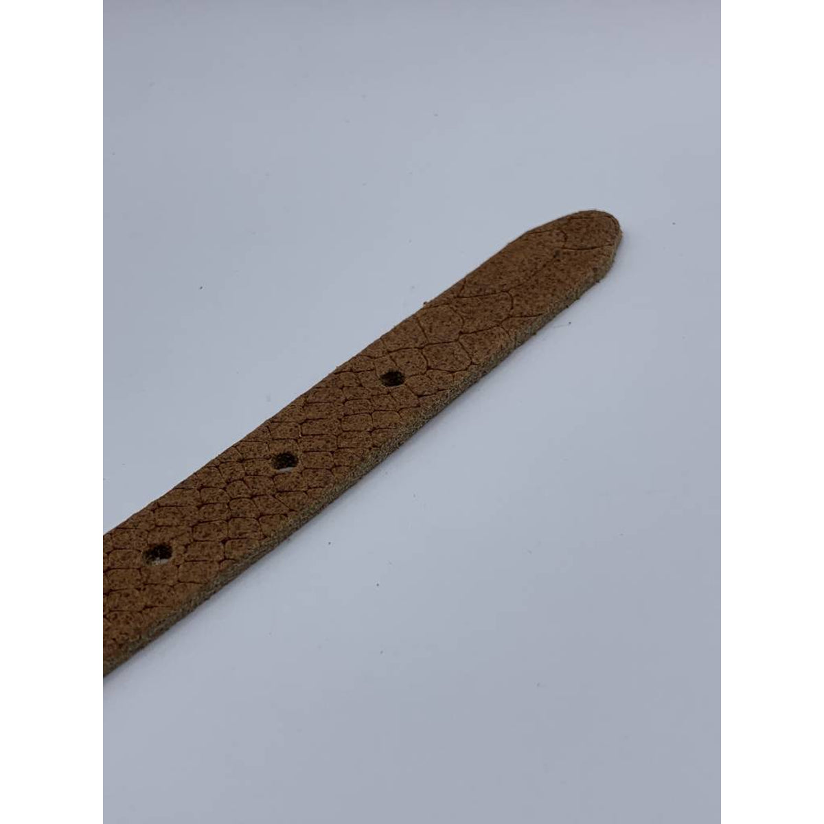 smalle cognac damesriem met slangen print