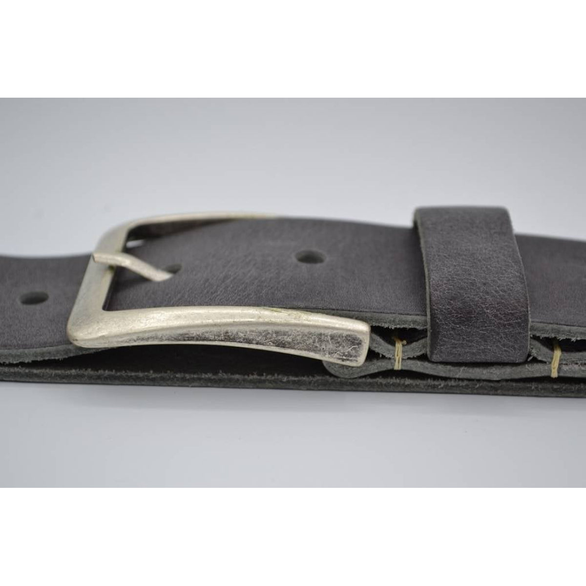 mooie grijze vintage volnerf jeansriem